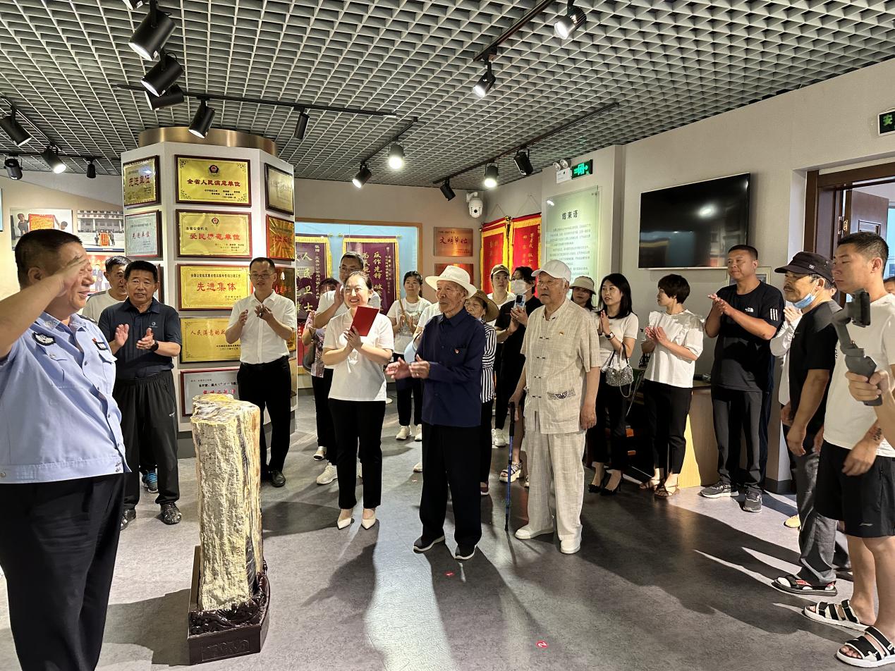 事迹选播 | 朝阳市北票市城关街道蓬莱社区betvictor伟德(中国)唯一官方网站

服务站